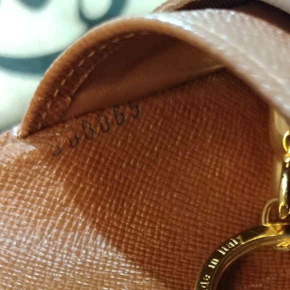 Louis Vuitton Wallet - Picture 8 of 8